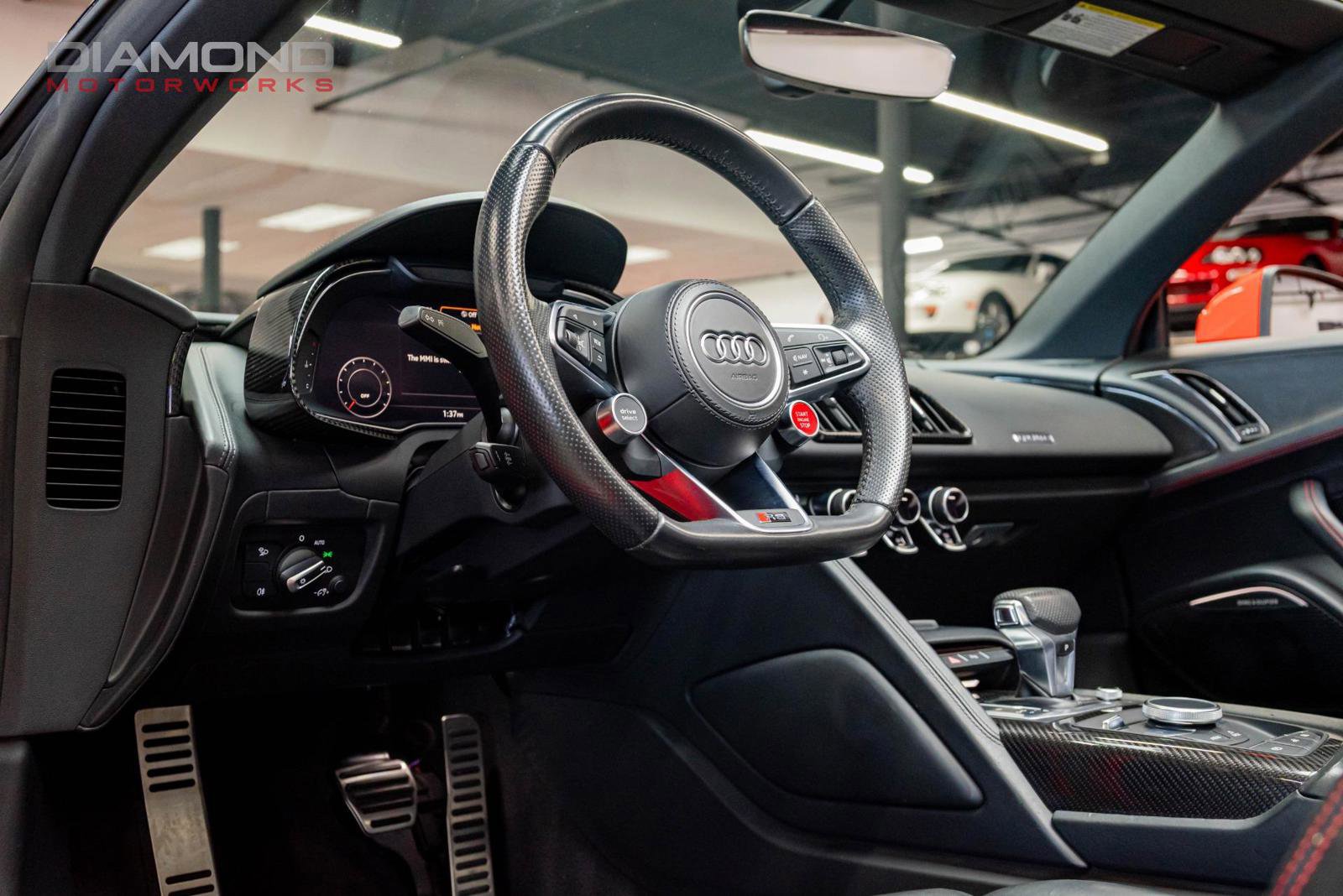 Used 2018 Audi R8 V10 w/ Carbon Exterior Package image 54