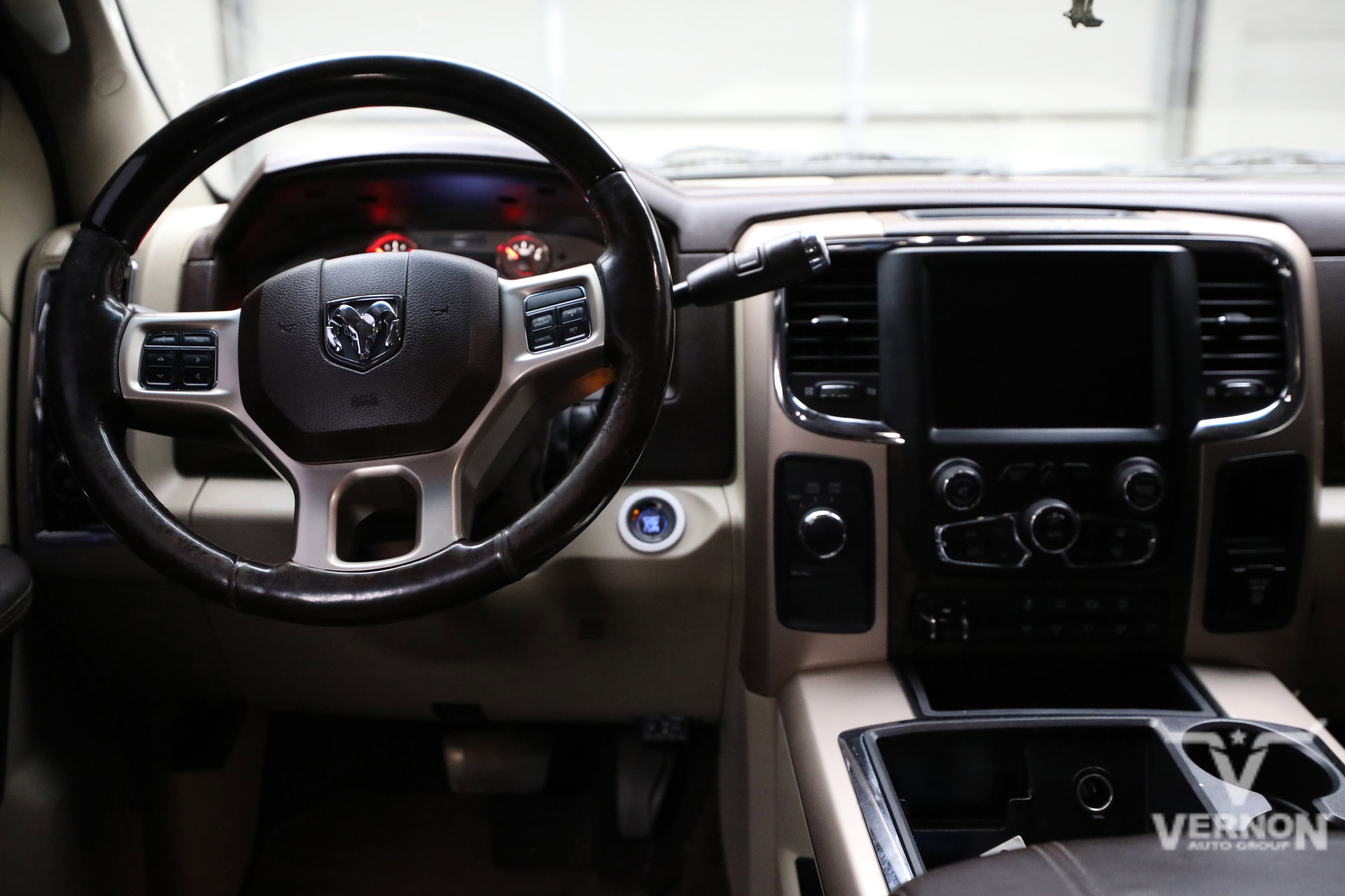 Used 2015 RAM 2500 Longhorn w/ Convenience Group AWD/4WD image 8