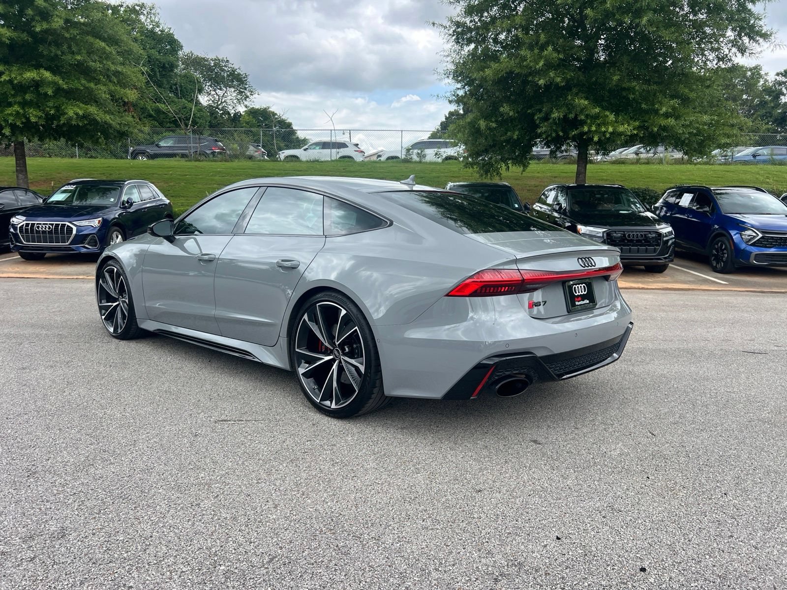 Used 2023 Audi RS 7 Sportback w/ Black Optic Package AWD/4WD image 8
