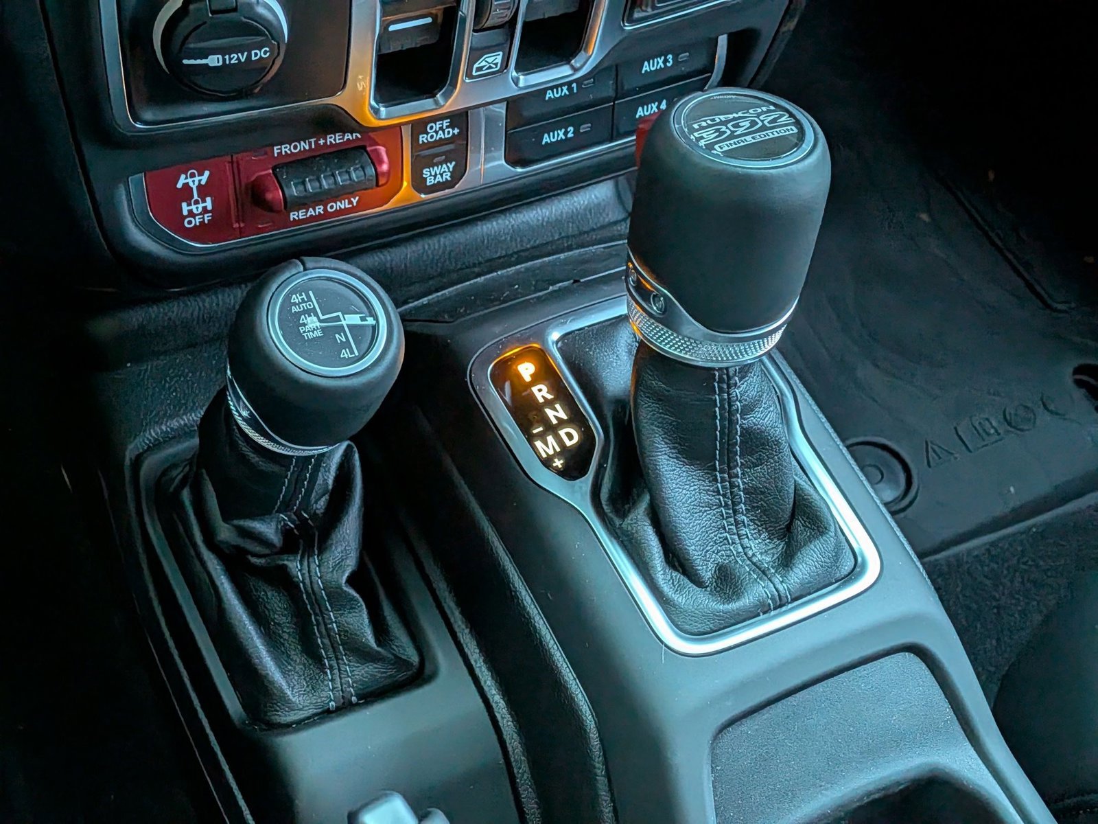 Used 2025 Jeep Wrangler Unlimited Rubicon 392 image 13