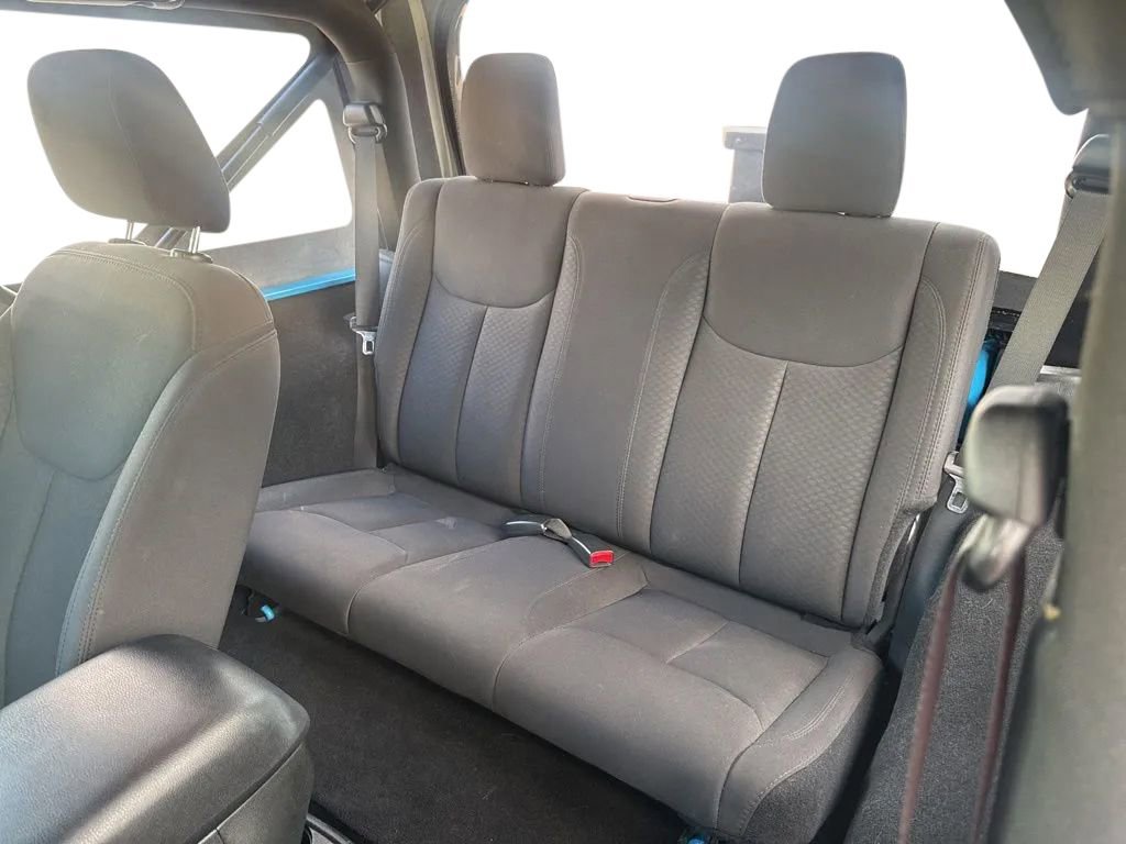 Used 2018 Jeep Wrangler Sport image 19