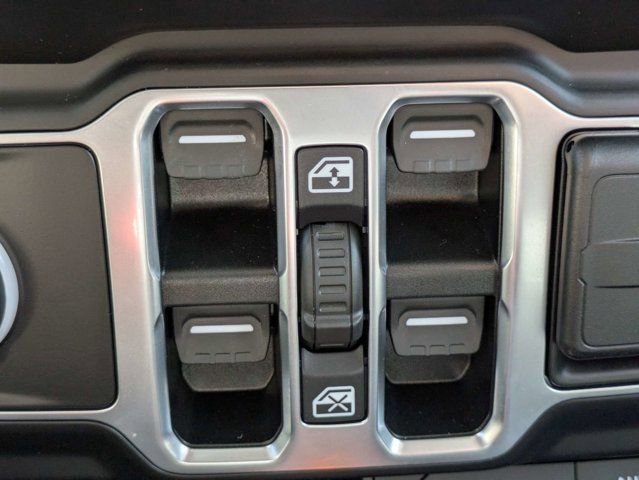 Used 2021 Jeep Wrangler Unlimited Sport AWD/4WD image 23