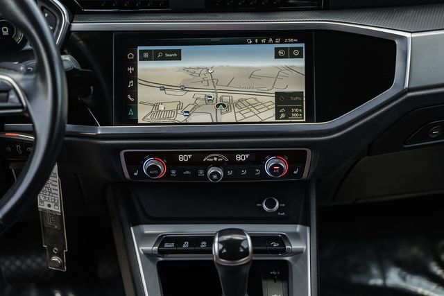 Used 2022 Audi Q3 2.0T Premium Plus image 22