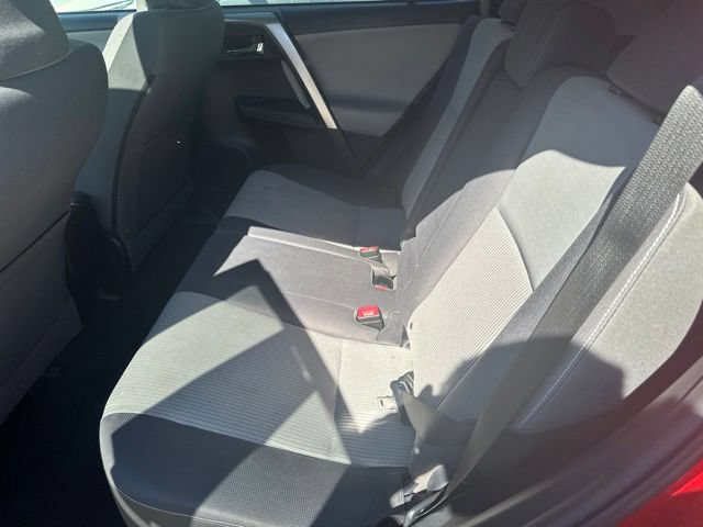 Used 2015 Toyota RAV4 XLE AWD/4WD image 9