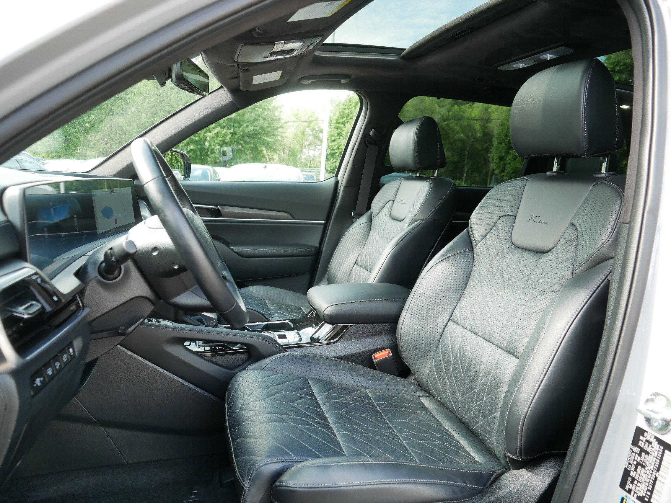 Certified 2025 Kia Telluride SX Prestige X-Line AWD/4WD image 35