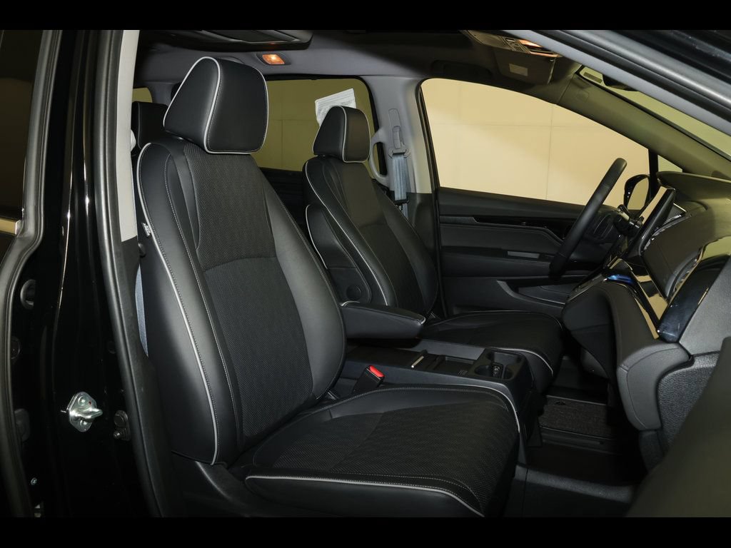 Used 2024 Honda Odyssey Elite image 34