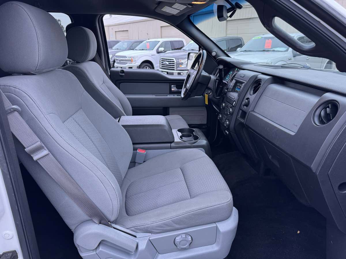 Used 2014 Ford F150 XLT w/ Equipment Group 302A Luxury image 16