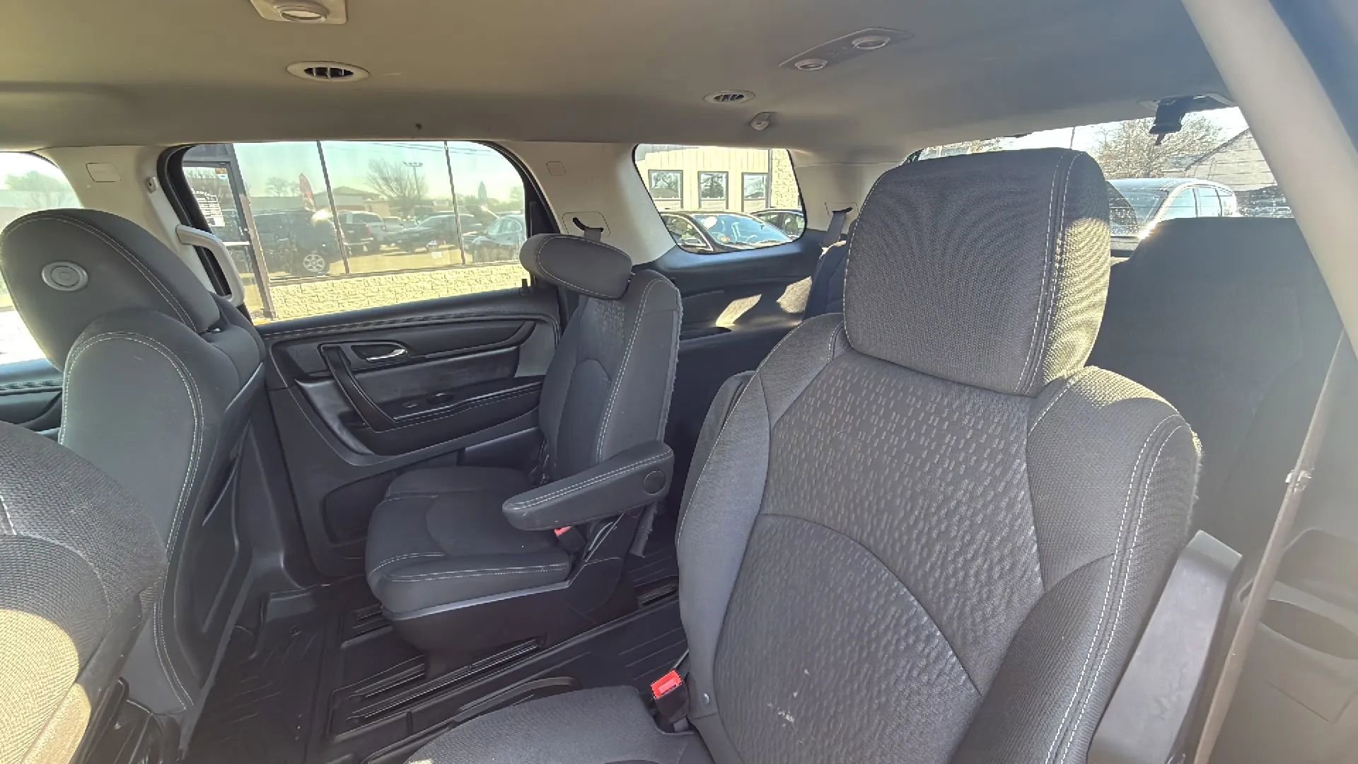 Used 2015 GMC Acadia SLE AWD/4WD image 20