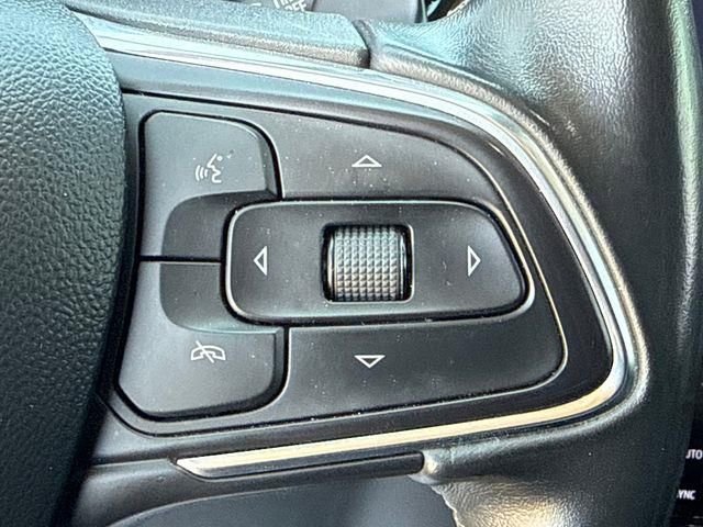 Used 2023 Buick Envision Avenir FWD image 27