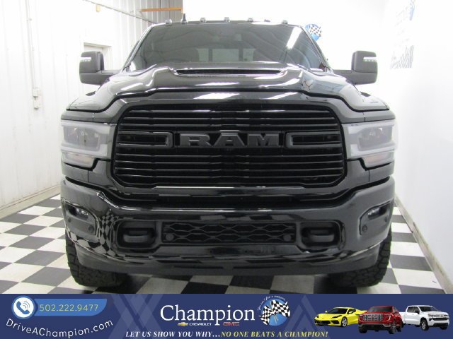 Used 2024 RAM 2500 Laramie w/ Night Edition AWD/4WD image 2