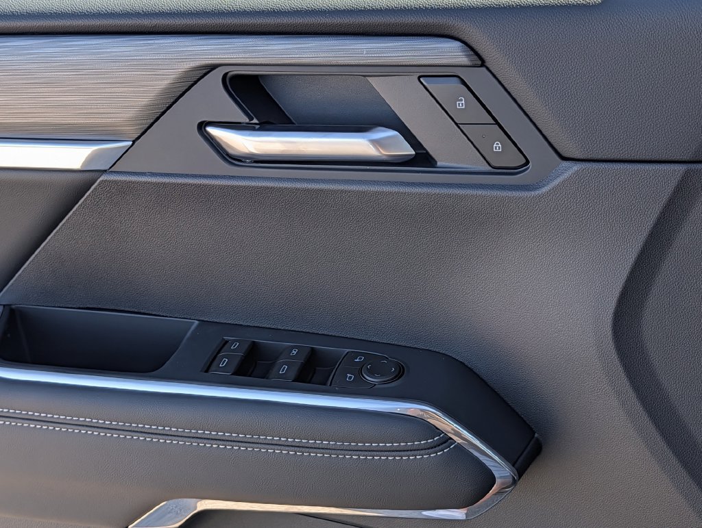 New 2027 GMC Acadia Elevation w/ Black Edition FWD image 23