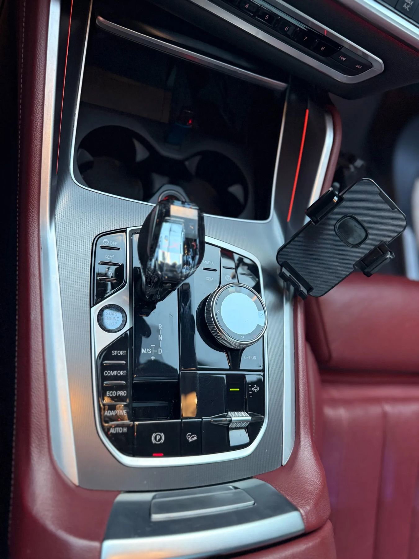 Used 2021 BMW X6 xDrive40i w/ Executive Package AWD/4WD image 25