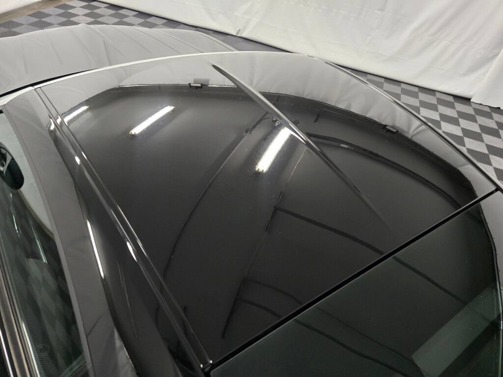 Used 2006 Chrysler Crossfire Limited RWD image 29