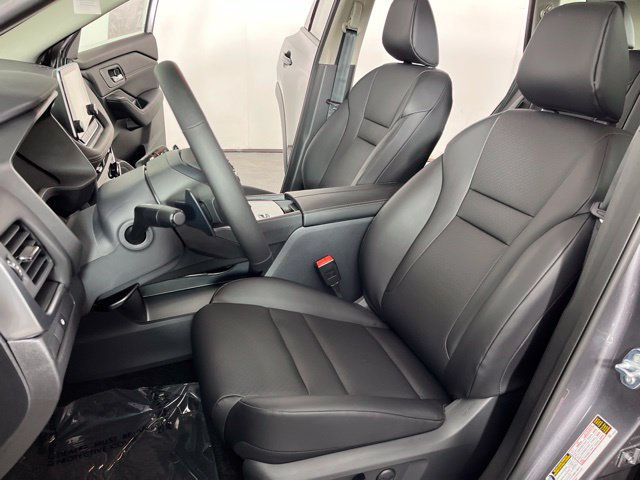 New 2026 Nissan Rogue Dark Armor FWD image 19
