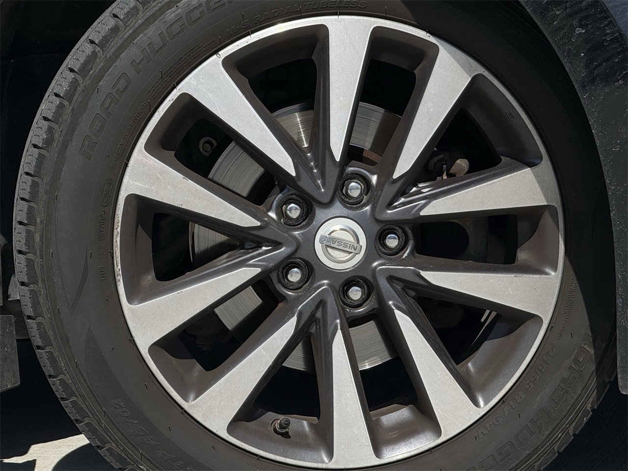 Used 2017 Nissan Altima 2.5 SL w/ 2.5 Technology Package image 10