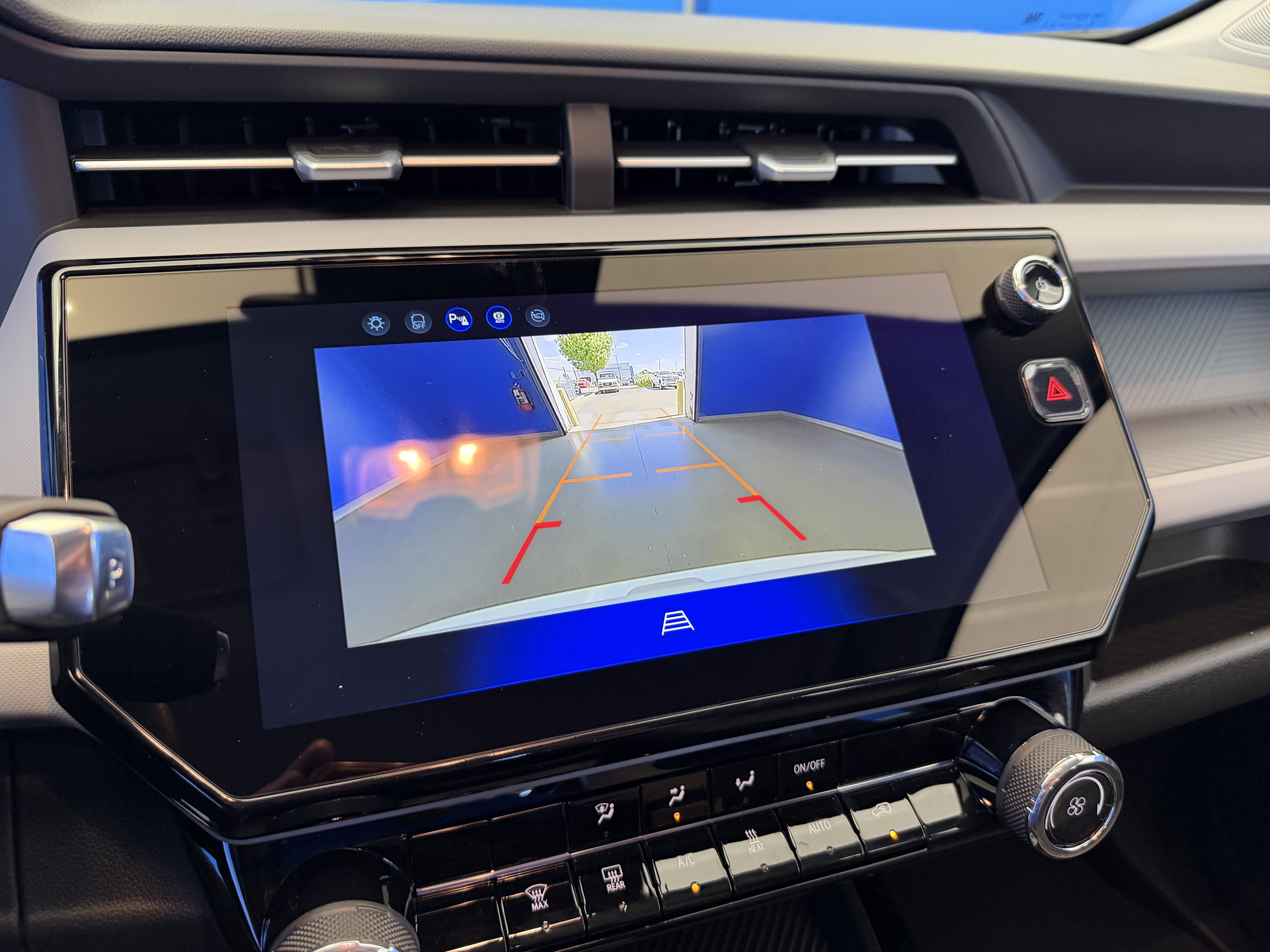 New 2027 Chevrolet Bolt LT FWD image 19