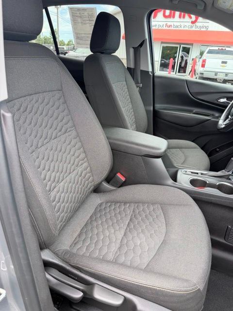 Used 2018 Chevrolet Equinox LT FWD image 22