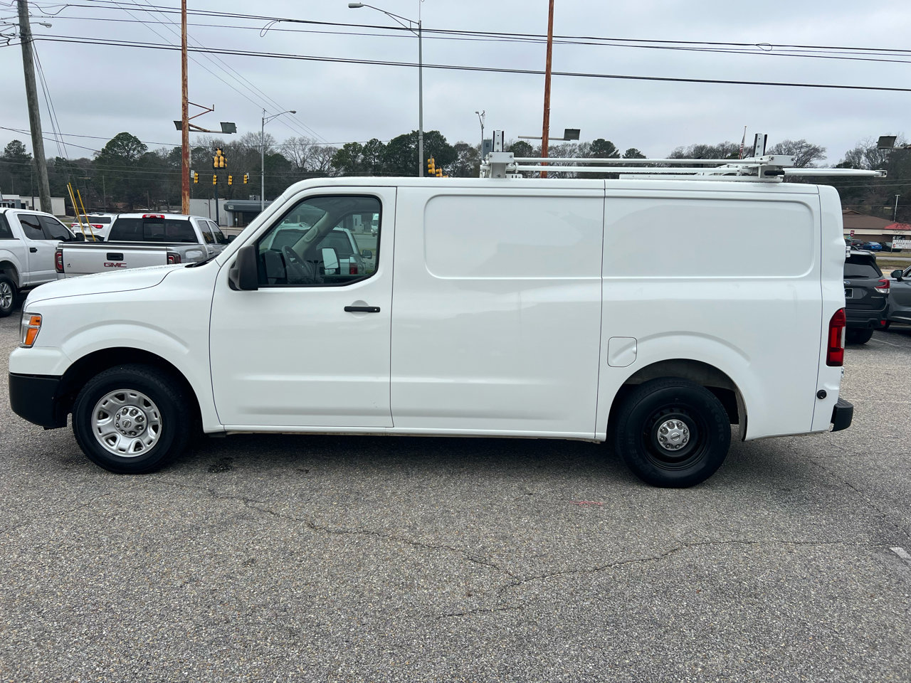 Used 2021 Nissan NV 1500 SV image 5