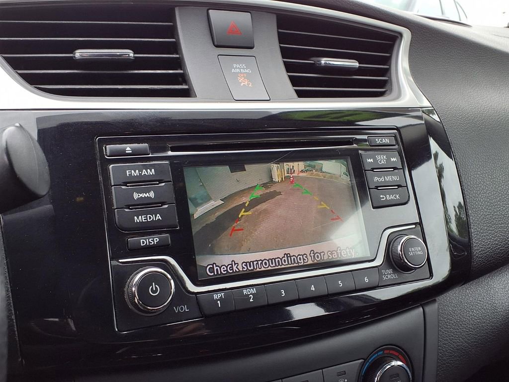 Used 2017 Nissan Sentra SV image 9