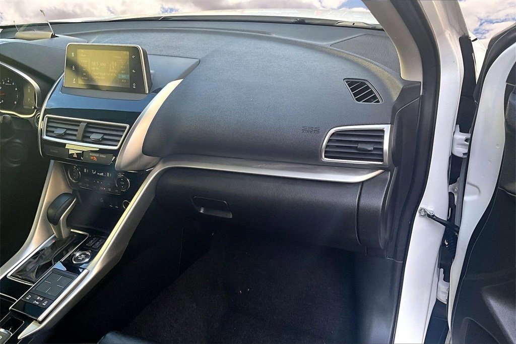 Used 2018 Mitsubishi Eclipse Cross AWD image 26