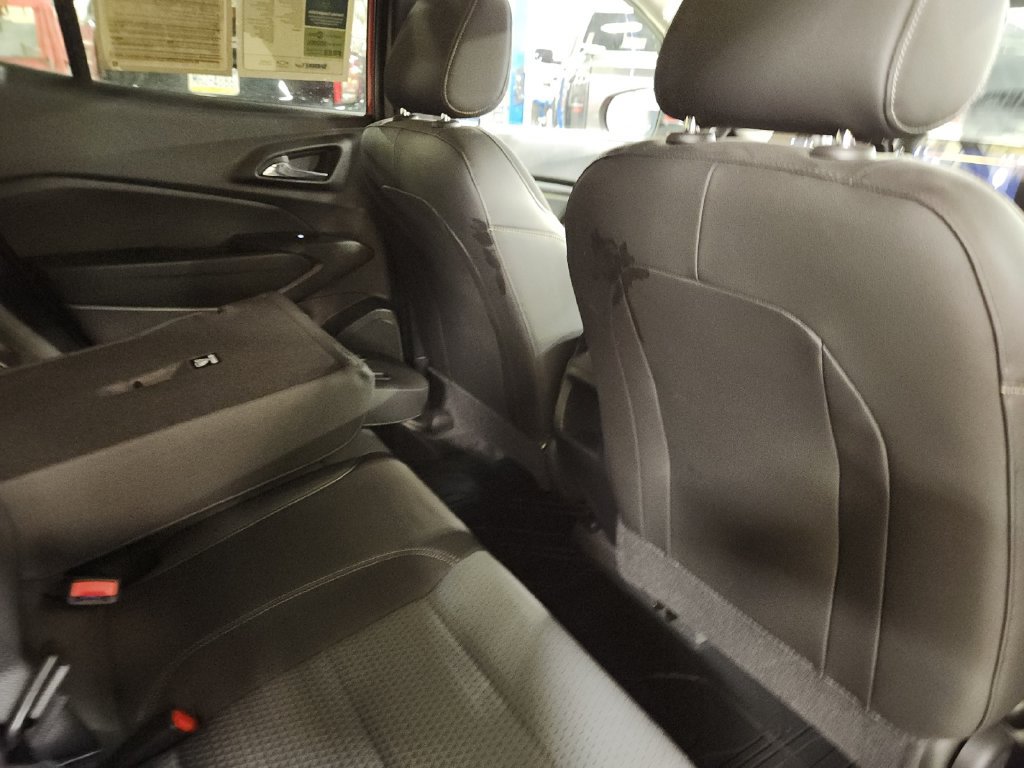 Certified 2024 Chevrolet Trax LT w/ Driver Confidence Package FWD image 35