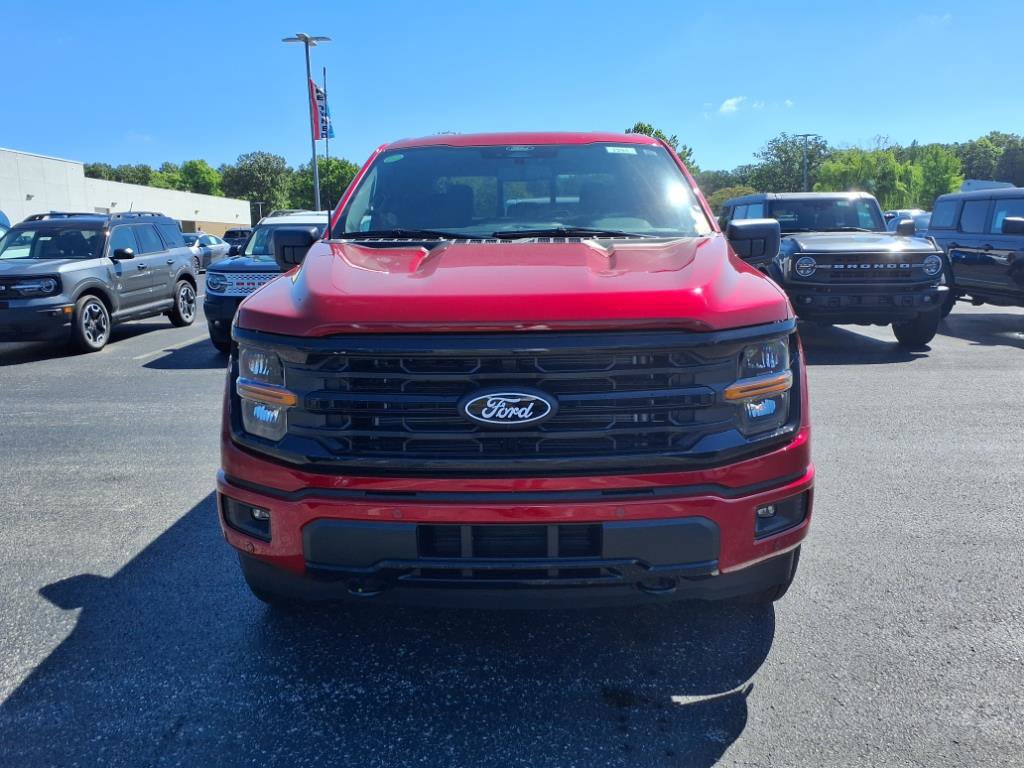 New 2025 Ford F150 XLT w/ Equipment Group 302A MID image 2