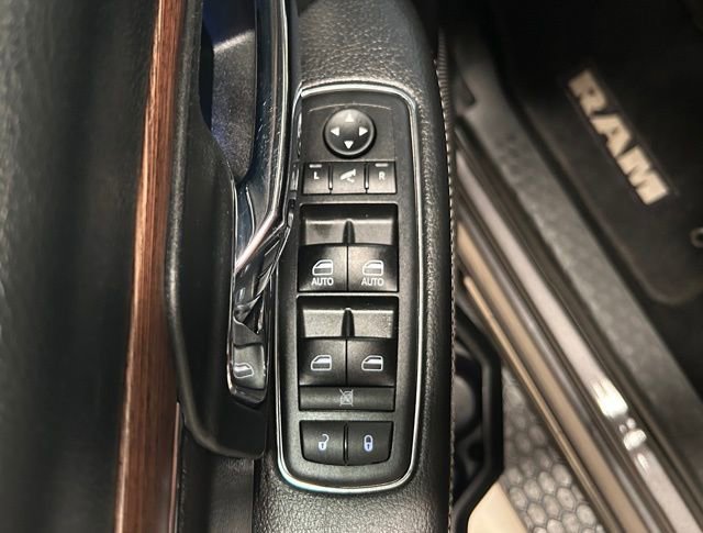 Used 2018 RAM 2500 Laramie w/ Snow Chief Group image 25