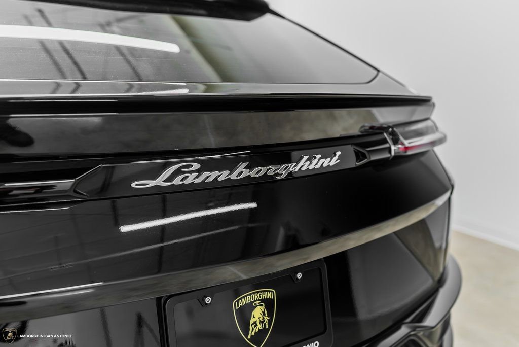 Used 2024 Lamborghini Urus S image 31