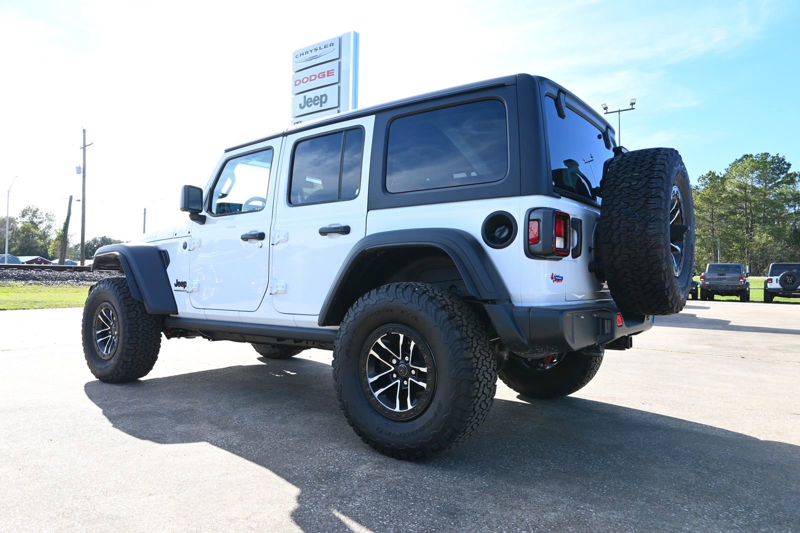 New 2025 Jeep Wrangler Willys image 2