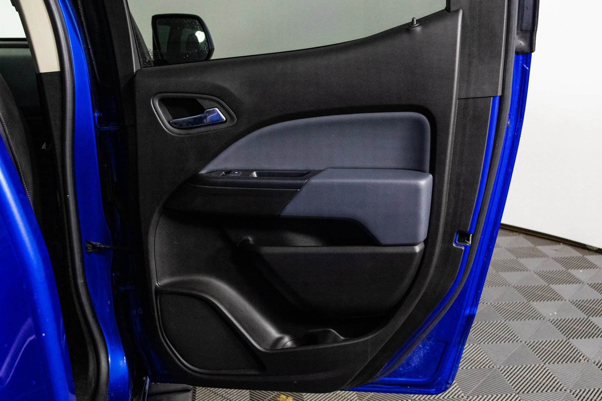 Used 2018 Chevrolet Colorado Z71 image 36