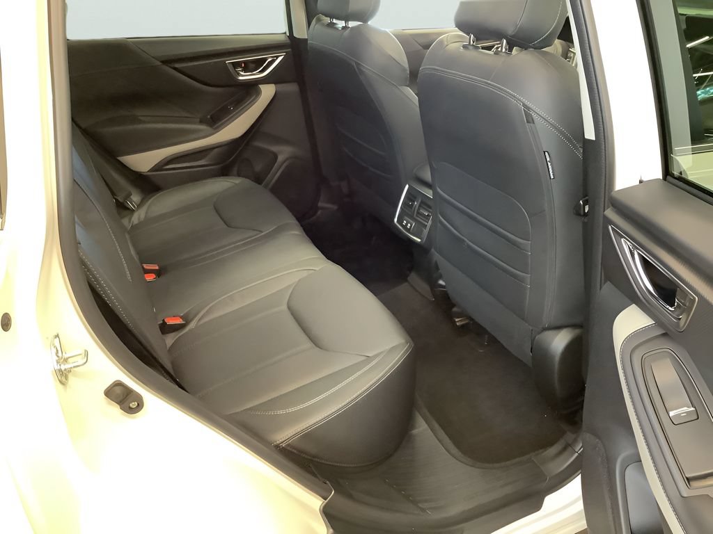 Certified 2023 Subaru Forester Limited AWD/4WD image 17