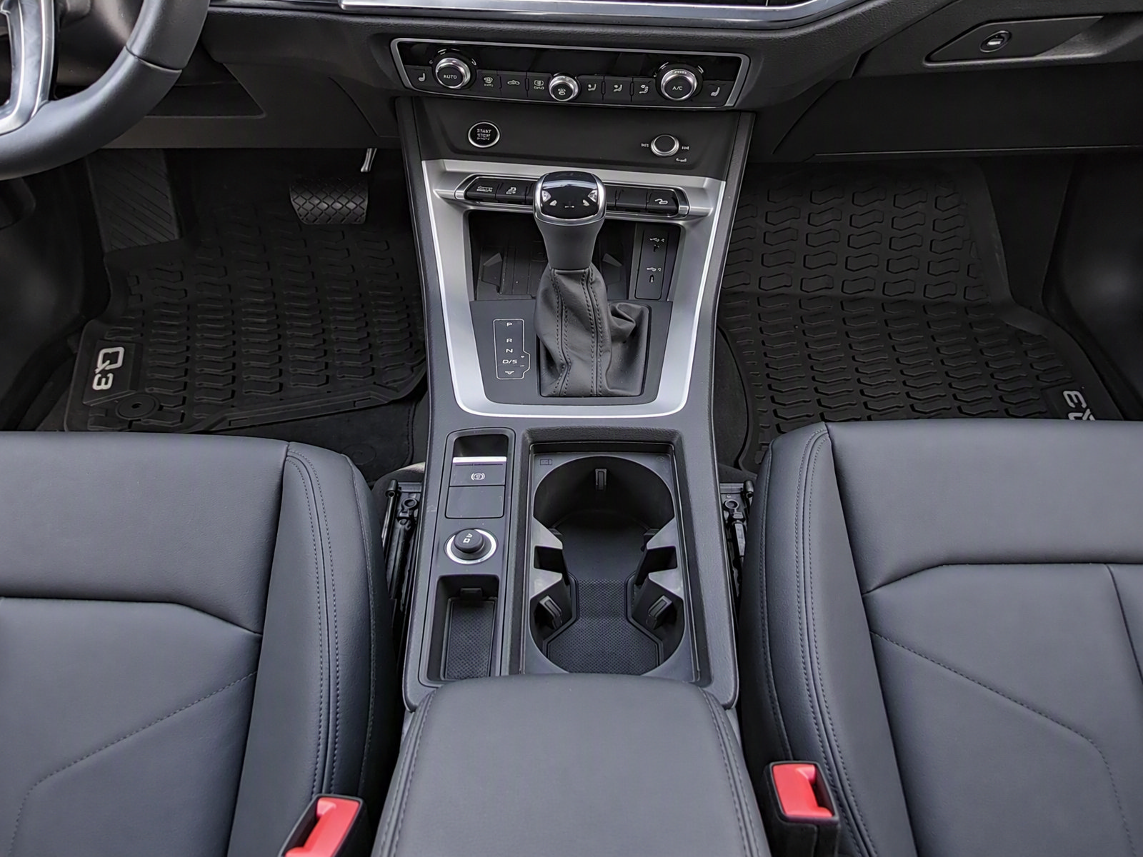 Certified 2024 Audi Q3 2.0T Premium AWD/4WD image 17