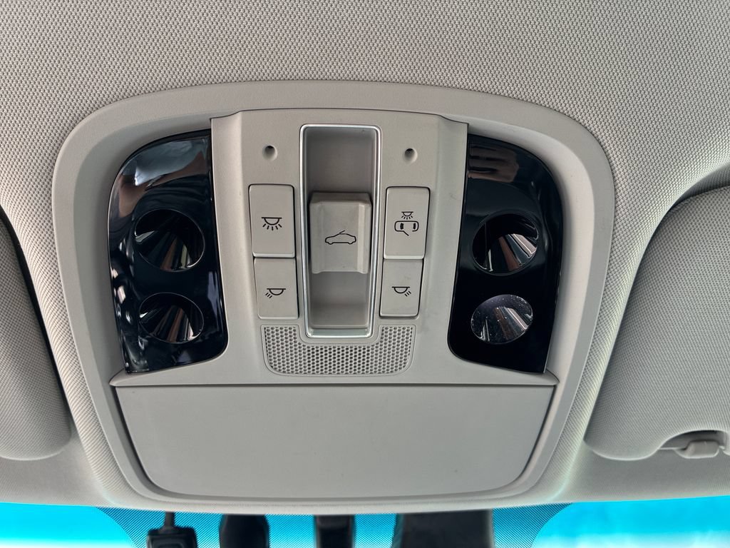 Used 2019 Kia Cadenza Technology FWD image 28