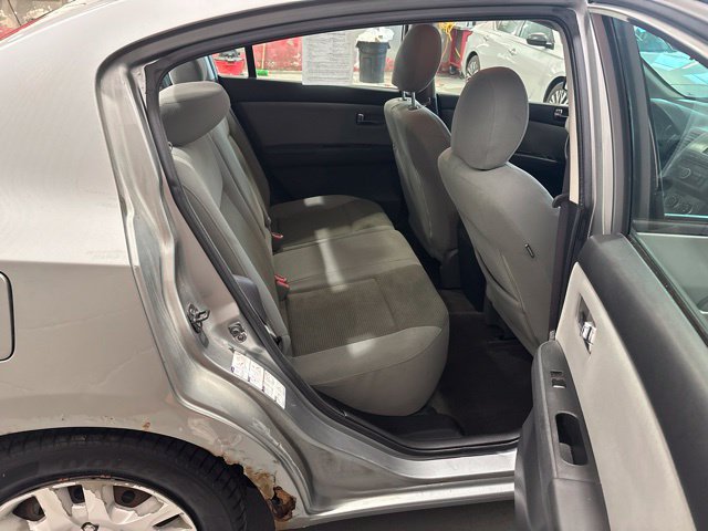 Used 2011 Nissan Sentra 2.0 S FWD image 11