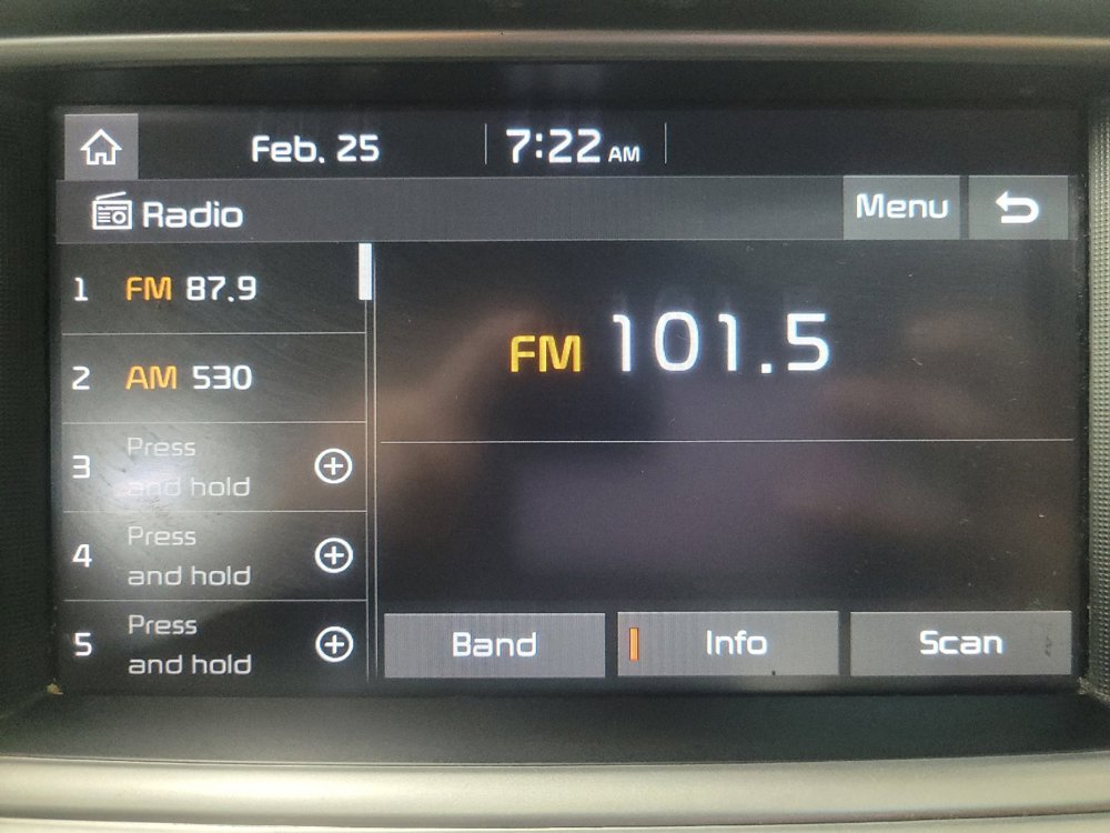 Used 2020 Kia Optima LX image 25