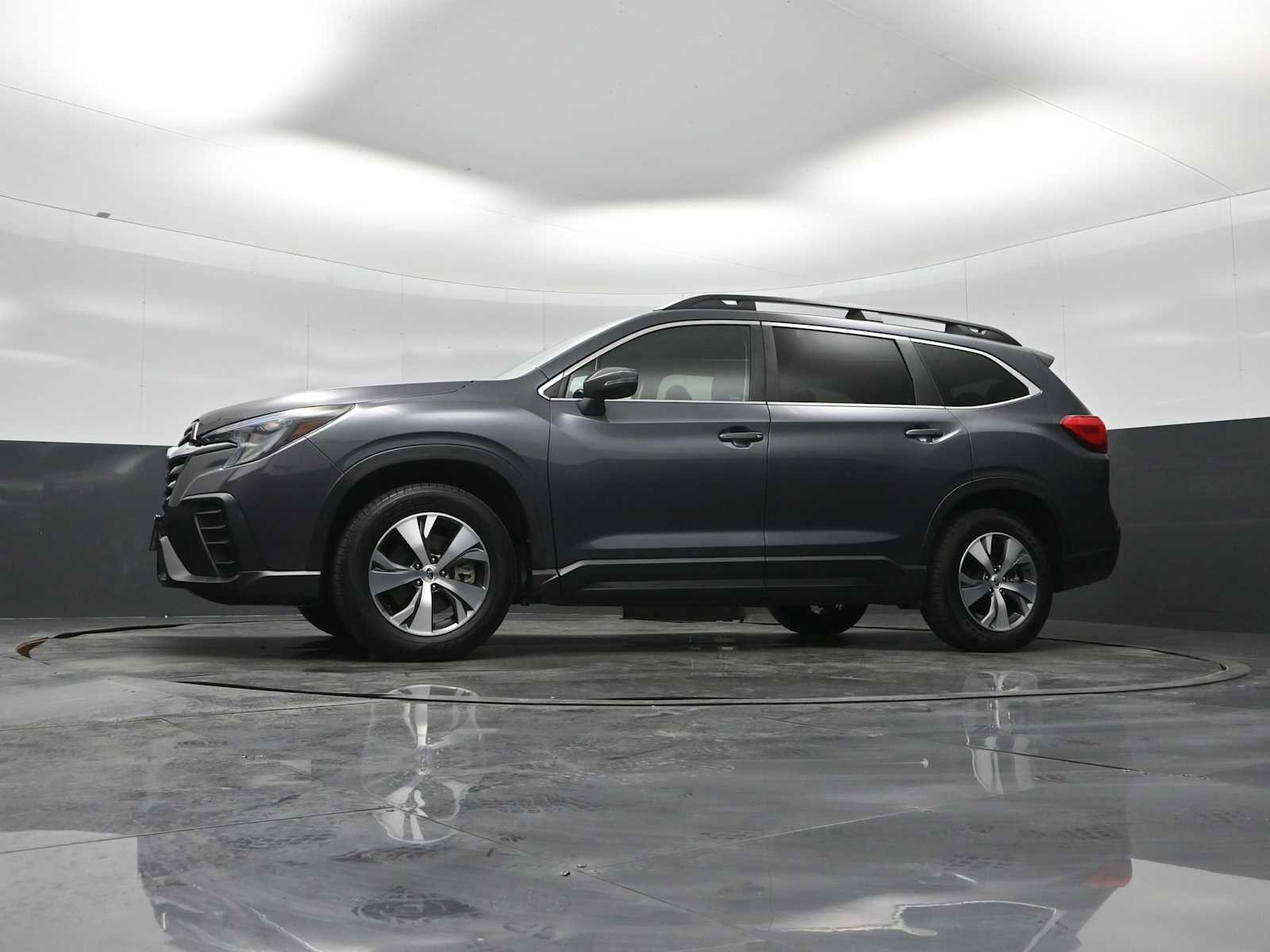 Used 2023 Subaru Ascent Premium w/ Convenience Package image 40