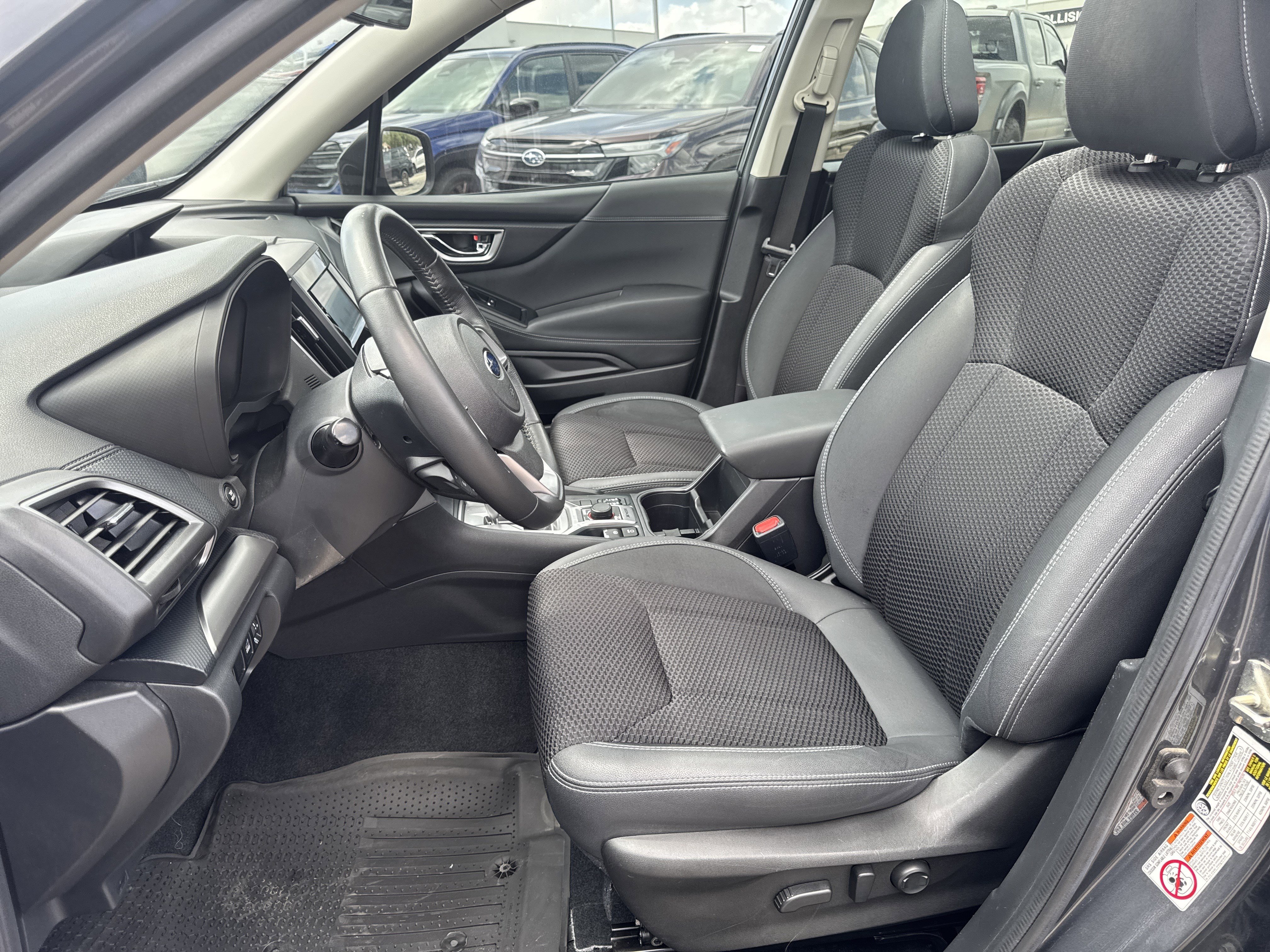Used 2020 Subaru Forester Premium AWD/4WD image 27