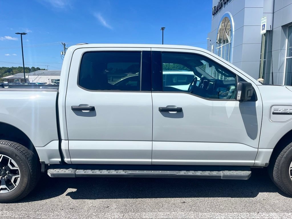 Used 2023 Ford F150 Lightning XLT AWD/4WD image 22