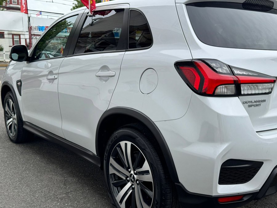 Used 2025 Mitsubishi Outlander Sport AWD image 30
