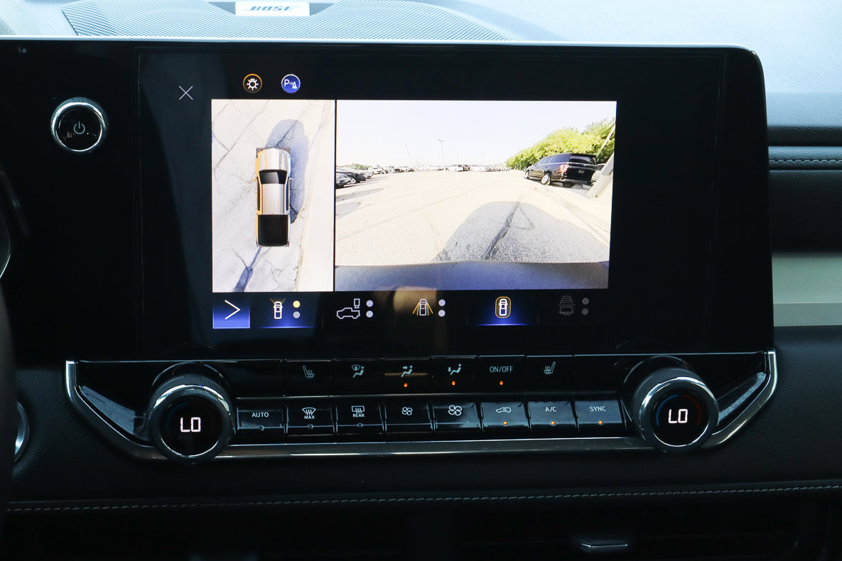 Used 2023 Chevrolet Colorado LT w/ LT Convenience Package II image 31