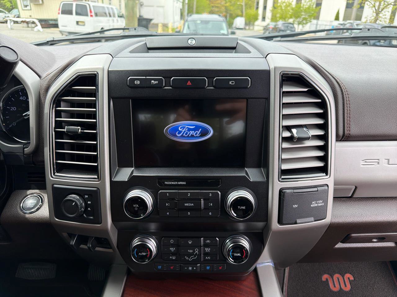 Used 2019 Ford F450 King Ranch w/ King Ranch Ultimate Package AWD/4WD image 23