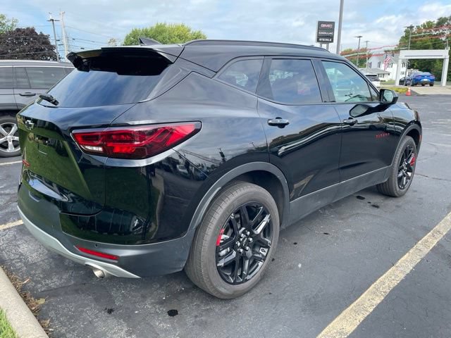 Used 2024 Chevrolet Blazer LT w/ Redline Edition FWD image 10