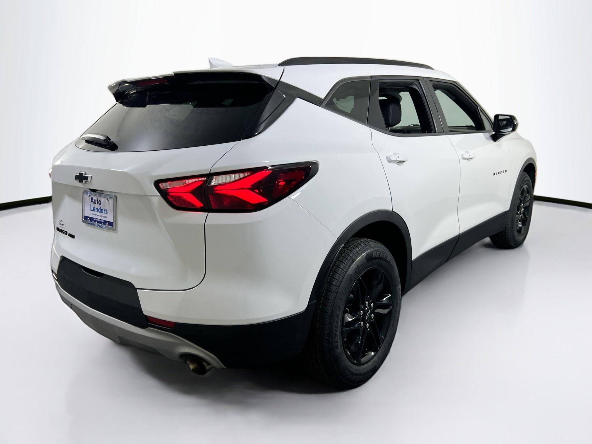 Used 2022 Chevrolet Blazer LT w/ Midnight/Sport Edition AWD/4WD image 5