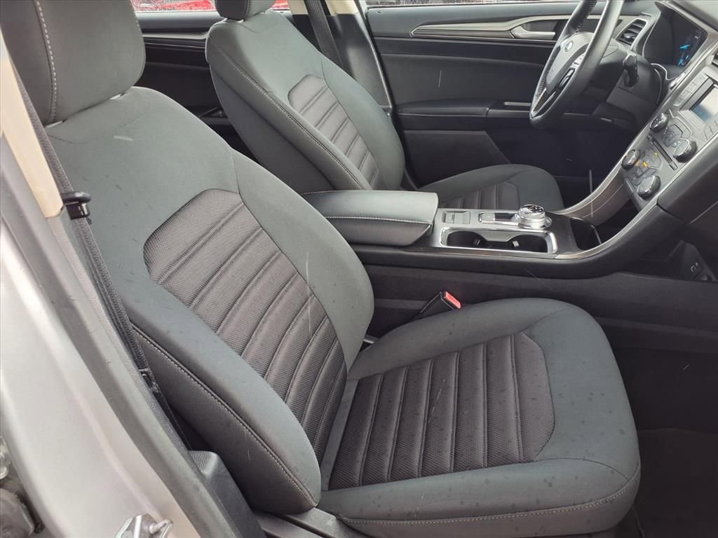 Used 2017 Ford Fusion S w/ Equipment Group 101A FWD image 27