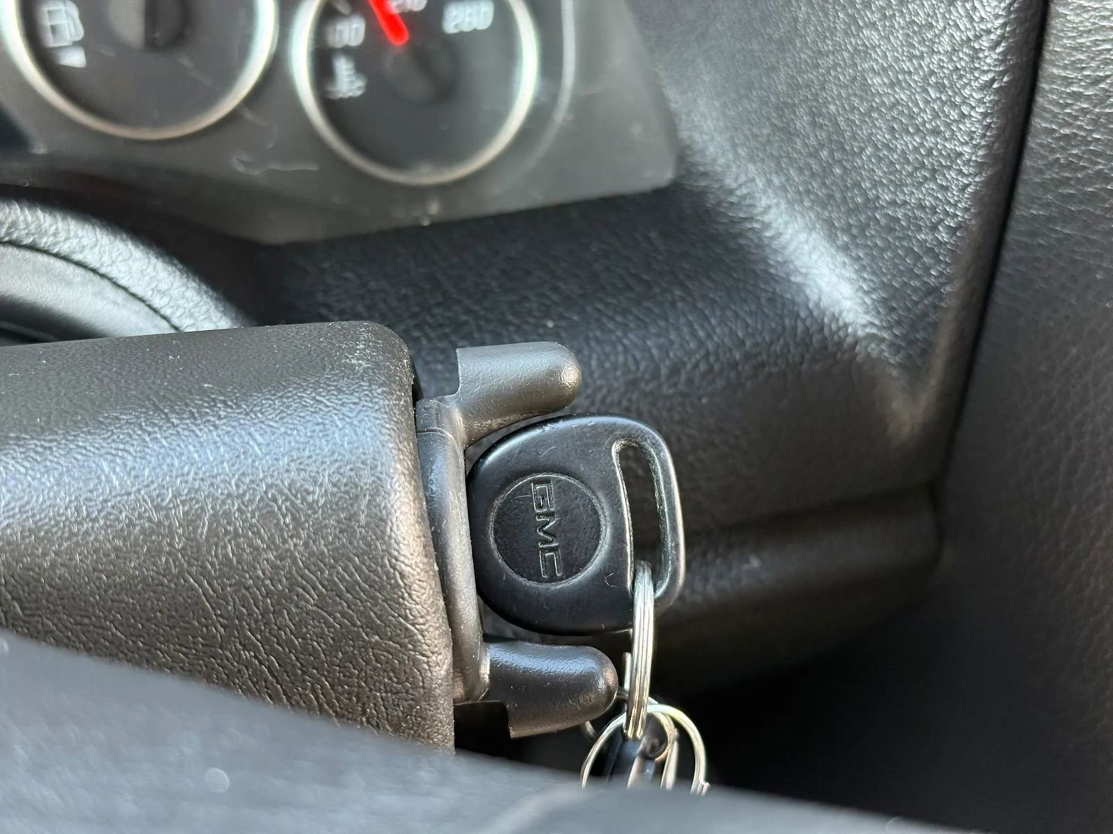 Used 2006 GMC Envoy XL SLE image 22