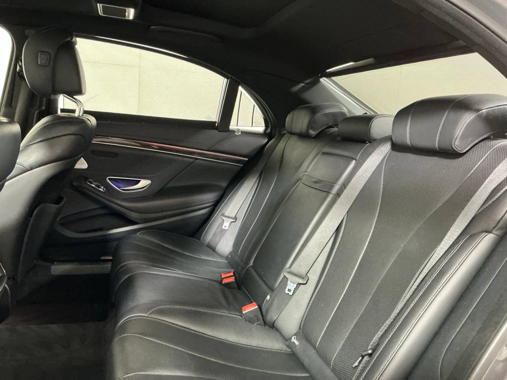 Used 2019 Mercedes-Benz S 450 Sedan image 25