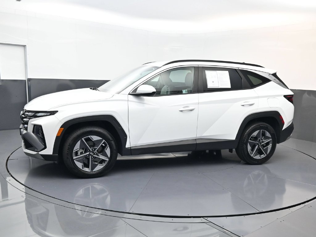 Certified 2025 Hyundai Tucson SEL AWD/4WD image 7