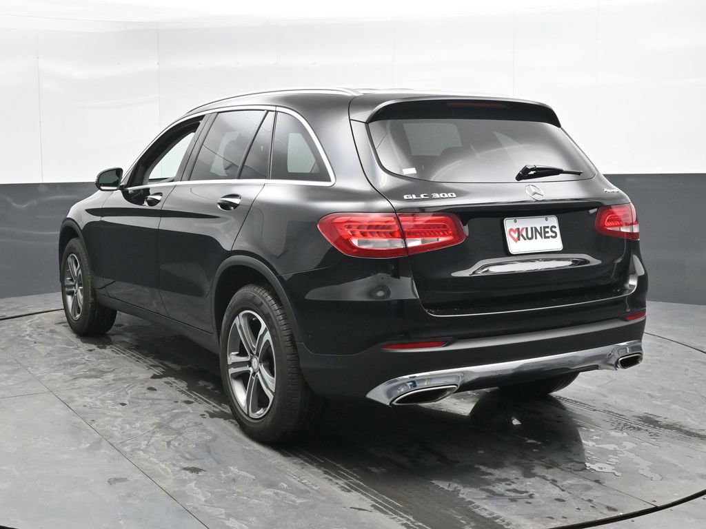Used 2017 Mercedes-Benz GLC 300 4MATIC image 11