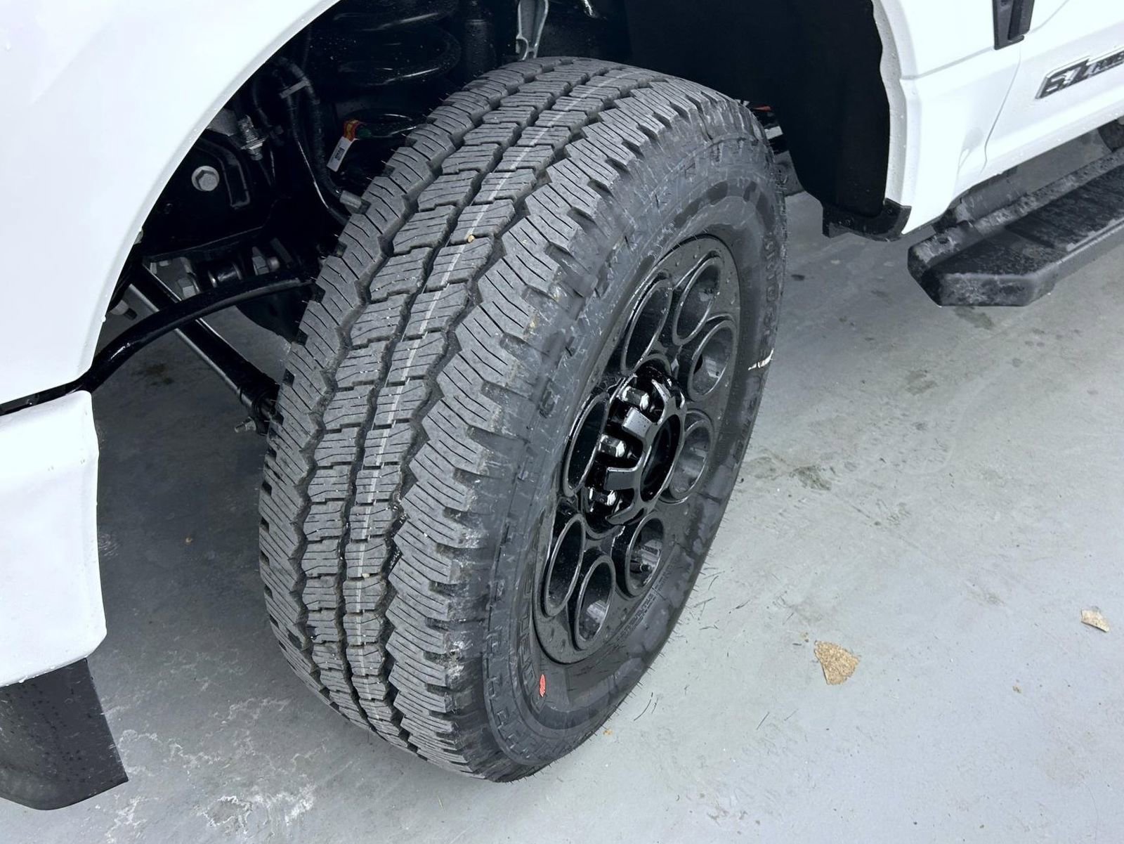 New 2026 Ford F250 Lariat w/ Black Appearance Package image 23