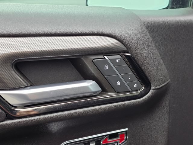 Used 2023 GMC Sierra 1500 AT4 w/ AT4 Premium Package AWD/4WD image 24